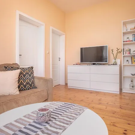 Cozy Home: Two-bedroom With Stunning View *